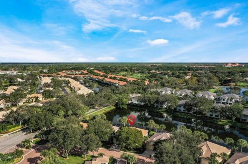 2332 Is Cv Cir, Naples FL 34109-0343 exterior