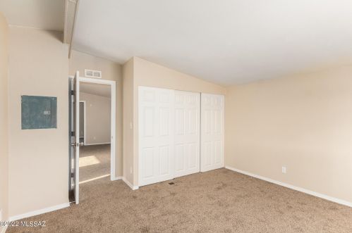 8434 Alice Vail Ln, Tucson AZ  85736-1809 exterior