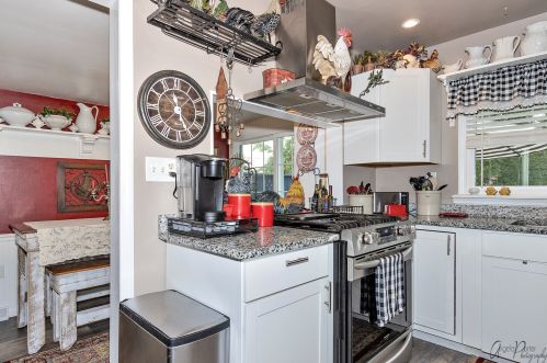 8609 Acorn Path, Bull Valley IL 60097-8872 exterior