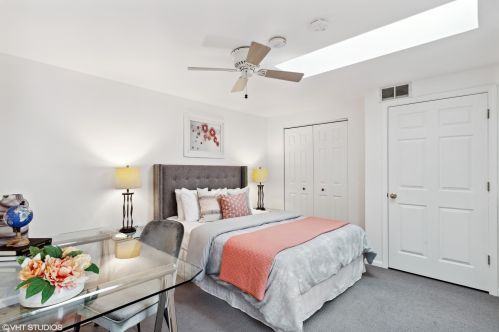 1774 Ainslie St, Chicago IL 60630-2018 exterior