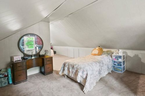 256 Autumn St, Manchester CT 06040-5553 exterior