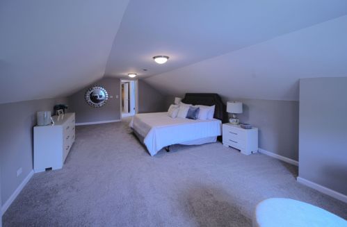 7251 Paxton Ave, Chicago IL  60649-2519 exterior