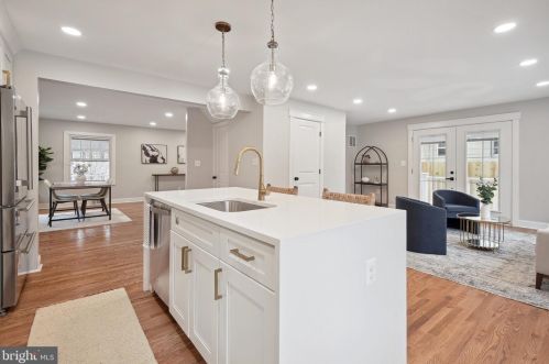 9920 Woodburn Rd, Silver Spring MD  20901-2731 exterior