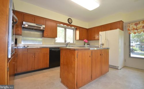 6 Brookletts Ave, Easton MD 21601-3450 exterior