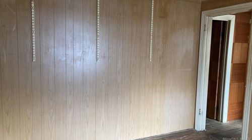 61 Derby Ave, Seymour CT 06483-3106 exterior