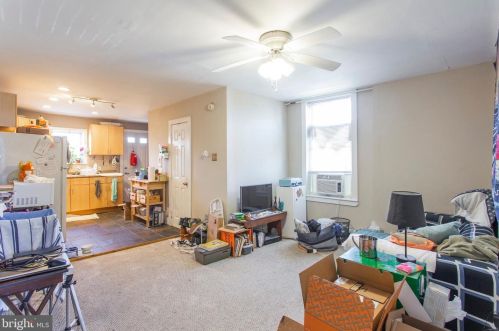 368 Daly St, Philadelphia PA 19148-3329 exterior