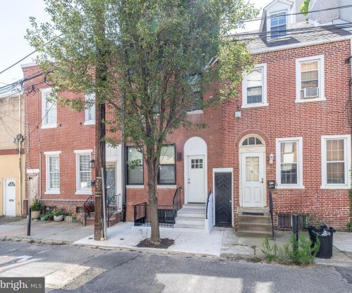 106 Ellsworth St, Philadelphia PA  19147-5408 exterior