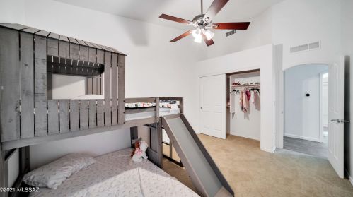 4977 Louis River Way, Tucson AZ  85718-4756 exterior