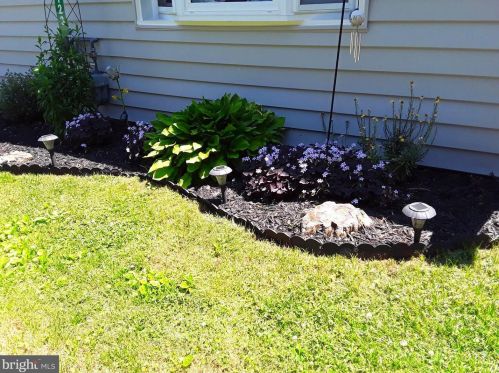 123 Glen Rd, Glen Burnie, MD 21060-6914