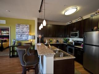 110 Hoover Blvd, Tampa FL  33609-2458 exterior