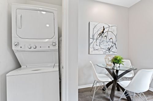 2502 Calumet Ave, Chicago IL  60616-2439 exterior