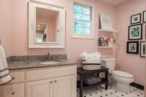 3103 Dl Dr, Atlanta GA 30305-2722 exterior