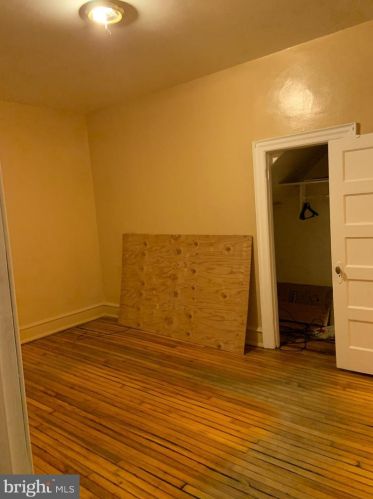 114 49 St, Philadelphia PA 19143-4411 exterior