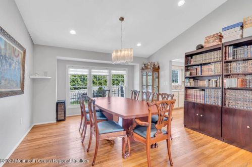 28 Linda Dr, Jackson Twp NJ 08527-5026 exterior