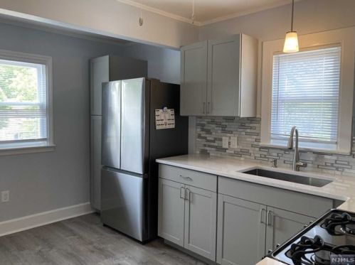 257 Lawrence Ave, Hasbrouck Heights NJ  07604-2109 exterior