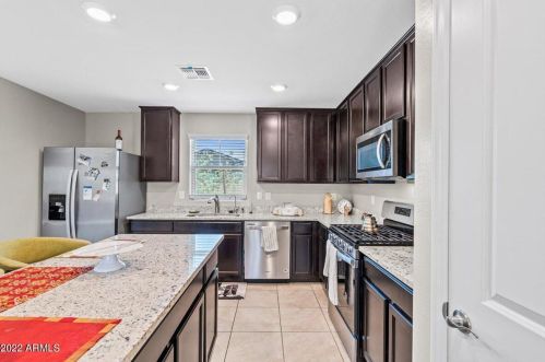 3941 79th Ln, Phoenix AZ  85043 exterior