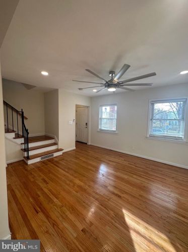 3462 Dix St, Washington DC  20019-1425 exterior