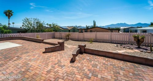 101 Mora Dr, Green Valley AZ 85614-4317 exterior