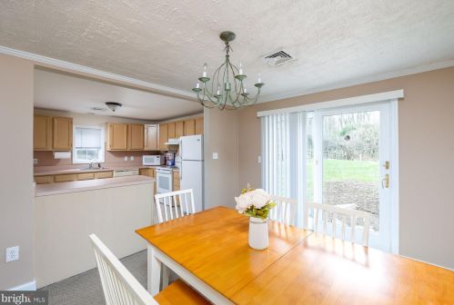 15 Delaware Ave, Trenton NJ 08628-2002 exterior