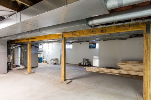 31 Chapel St, Waukegan IL 60085-5407 exterior