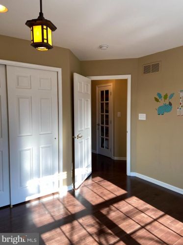 47 Tree Swallow Dr, Princeton NJ 08540-6134 exterior