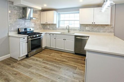 3 Chapel Dr, Pittsburgh PA 15237-2518 exterior