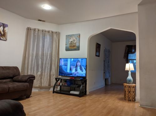 2451 Monticello Ave, Chicago IL 60618-6617 exterior