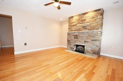 95 9th St, Pittsburgh, PA 15203-1118