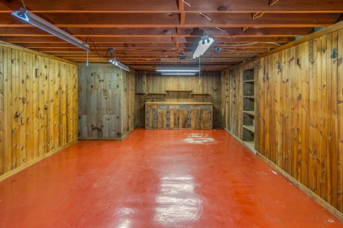 559 Oakcrest St, Wyoming MI exterior