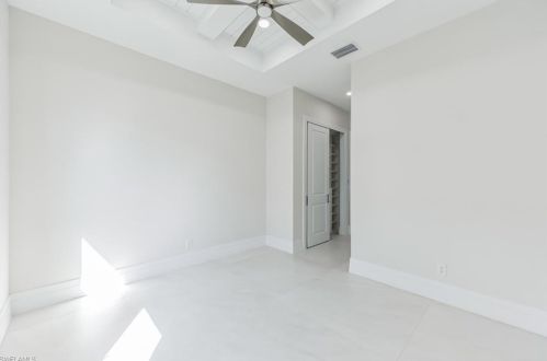 1045 Morningside Dr, Naples FL 34103-3313 exterior