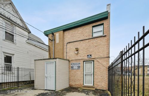 7010 East End Ave, Chicago IL  60649-1980 exterior