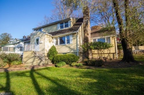 69 Shore Trl, Sparta NJ  07871-1714 exterior