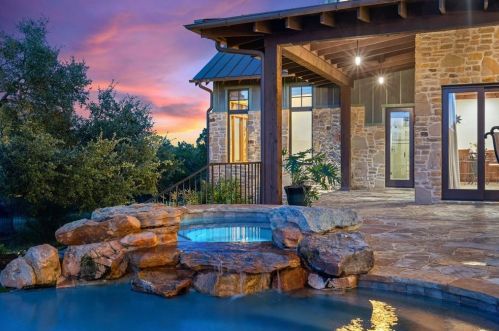 17837 Flagler Dr, Austin TX 78738-7630 exterior