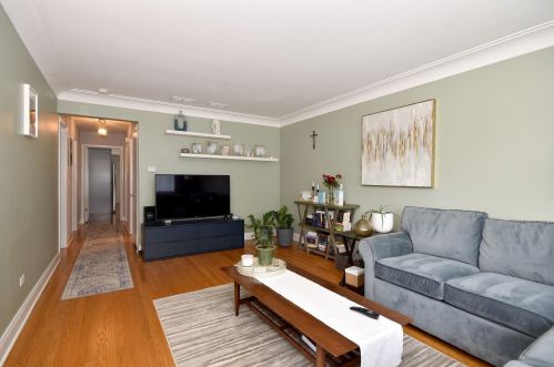 4536 Nottingham Ave, Chicago IL 60656-3825 exterior