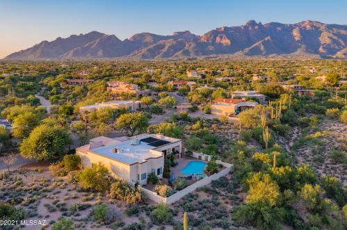 5650 Placita Amanecer, Tucson, AZ 85718-4002