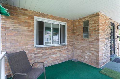 129 Bodkin St, Pittsburgh, PA 15226-1701