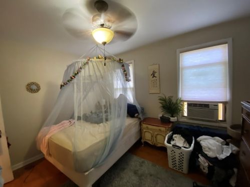 145 Oak Park Rd, Pittsburgh PA 15214-2610 exterior