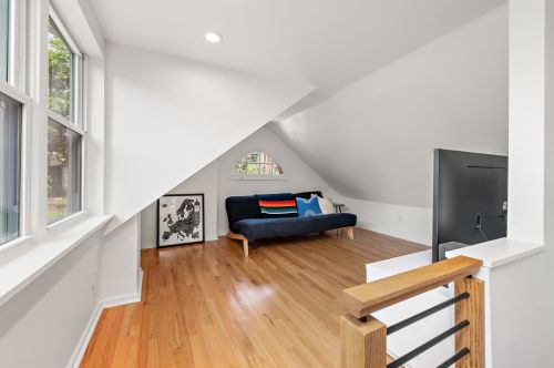 6338 Bryant St, Pittsburgh PA  15206-1703 exterior