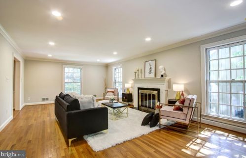 10512 Gainsborough Rd, Rockville MD 20854-3717 exterior