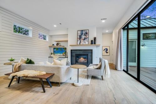 4105 Burnet Rd, Austin TX exterior