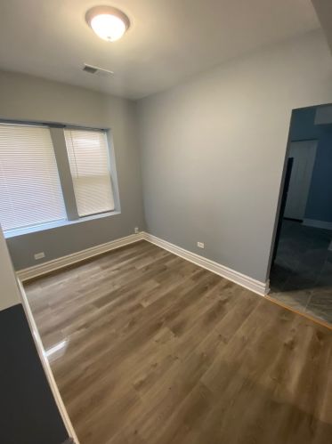 7337 Vernon Ave, Chicago IL 60619-1718 exterior