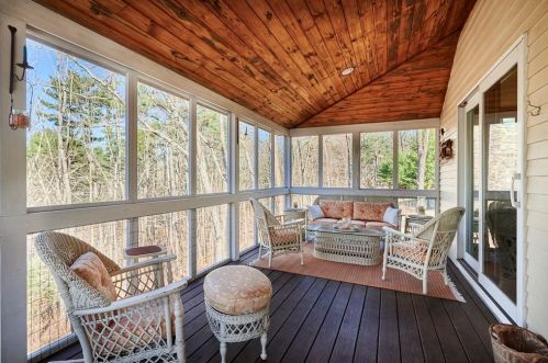 480 Belchertown Rd, Ware MA 01082-9420 exterior