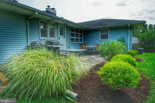 120 Gropp Ave, Trenton NJ 08610-2421 exterior