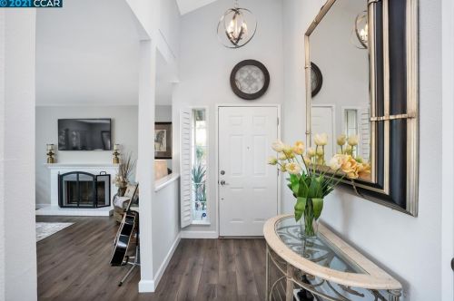 845 Corrie Pl, Concord, CA 94523-2176