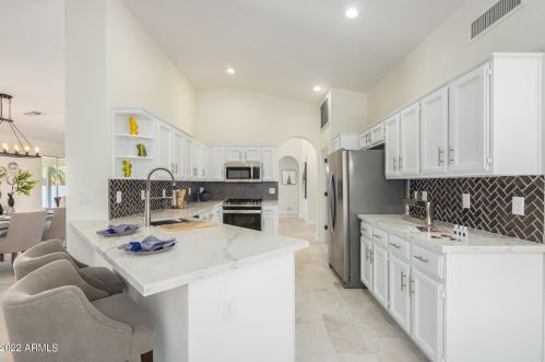 10325 Hercules Ct, Chandler AZ  85248-7614 exterior