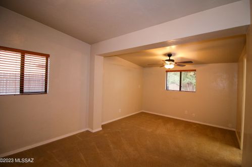 5602 Mabel St, Tucson AZ 85715-5059 exterior