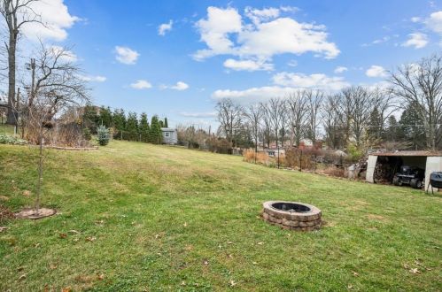 4643 Mckee Dr, Pittsburgh PA  15236-2445 exterior