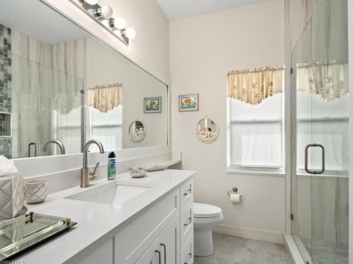 6932 Mauna Loa Ln, Naples FL 34113-2646 exterior