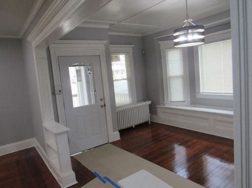 615 Sumner Ave, Springfield MA 01108-2437 exterior