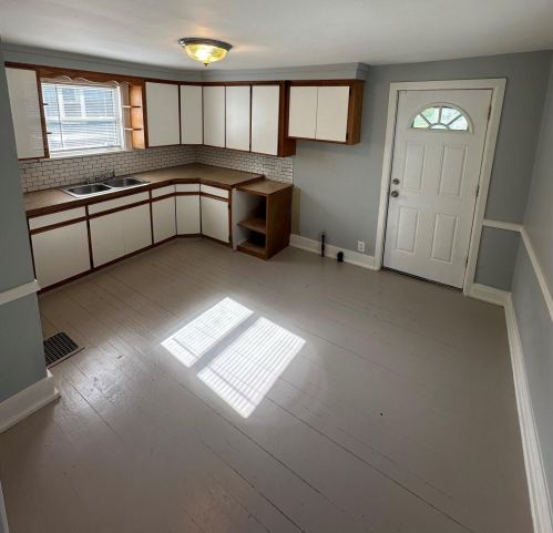 1251 5th St, Meskegon MI  49441-2071 exterior